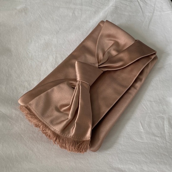 Tory Burch Eleanor Satin Bow Clutch - Picture 6 of 15